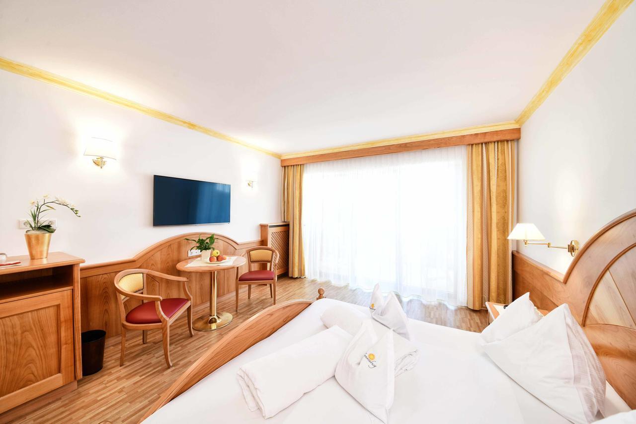 Sonnenburg 4* Meran